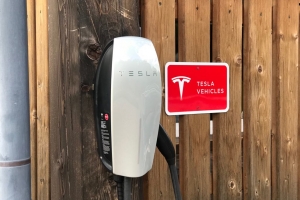 tesla1